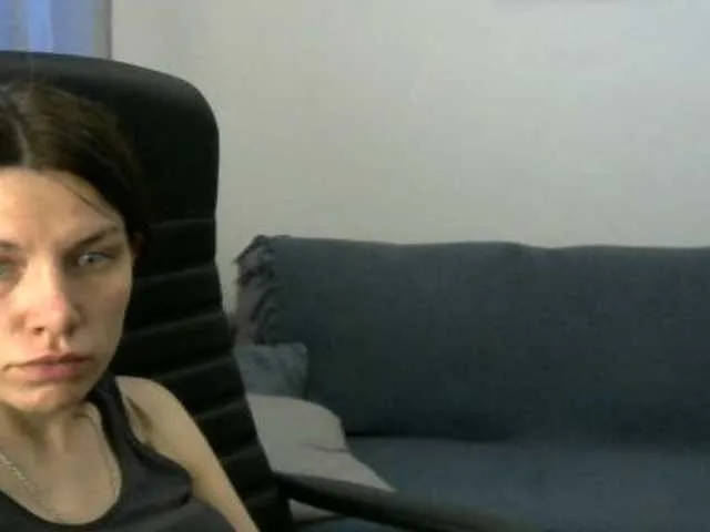 Live sex webcam photo for Lena6629 #273890026
