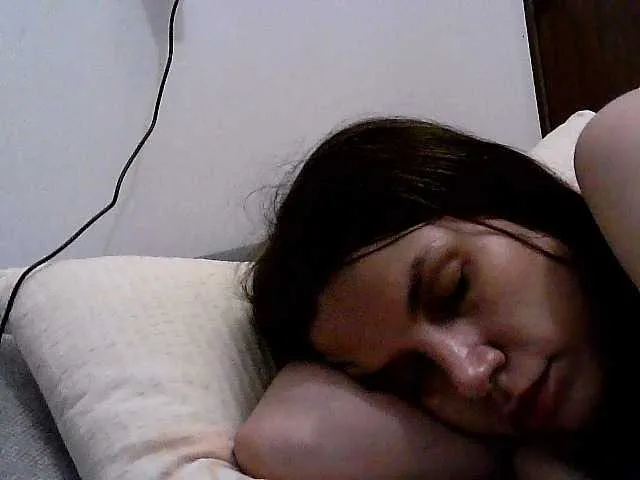 Live sex webcam photo for Lena6629 #274181634