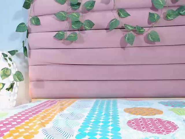 Live sex webcam photo for LenaLewis #276504609