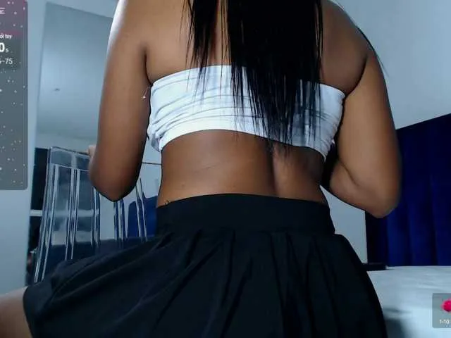 Live sex webcam photo for LenaLewis #277954843