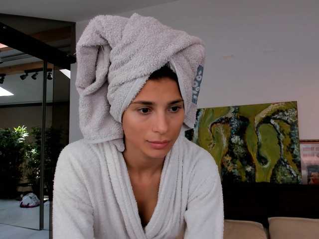 Live sex webcam photo for LennaGodess #273955268