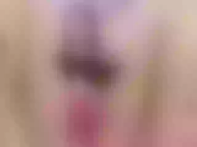 Live sex webcam photo for LennaRoss #277281123