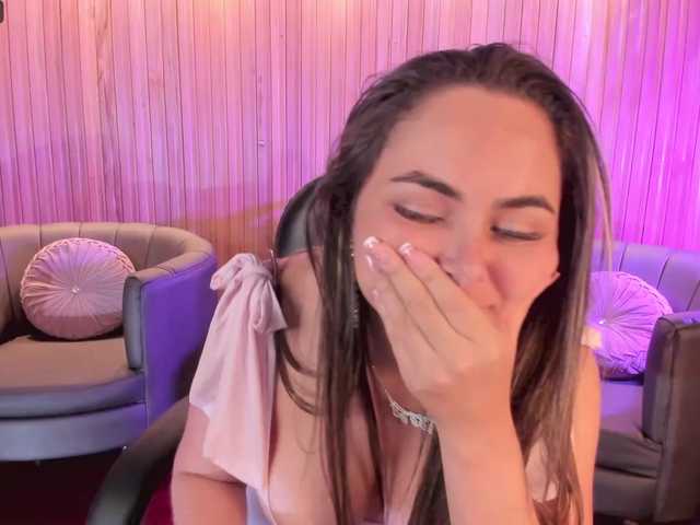 Live sex webcam photo for LennaTorres #275799331