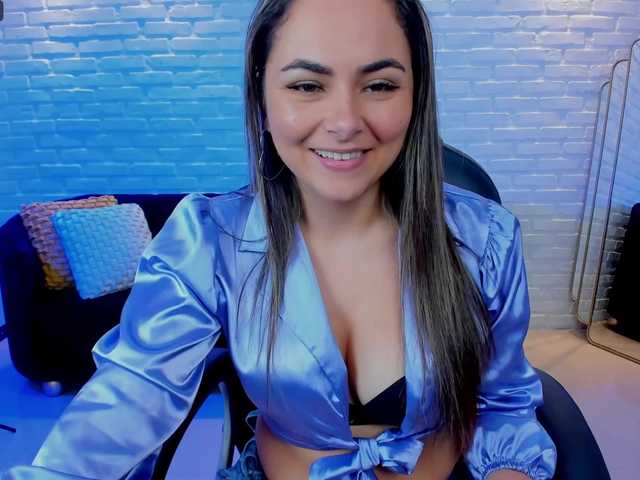 Live sex webcam photo for LennaTorres #275834126