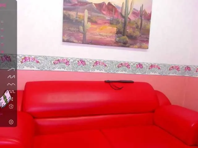 Live sex webcam photo for LennaWest #276257726