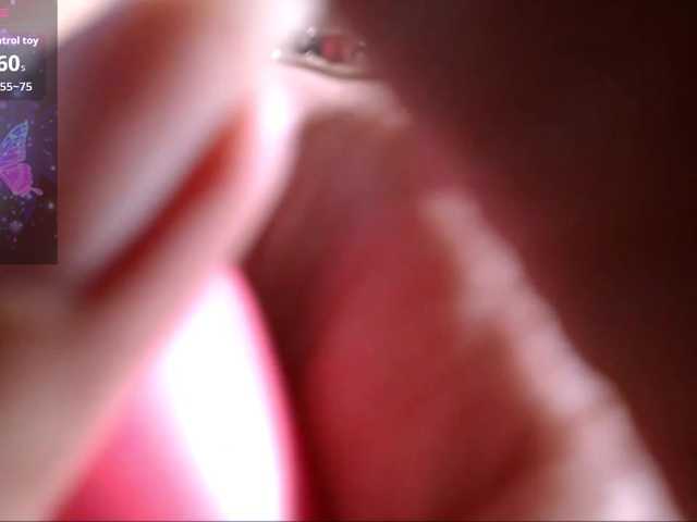 Live sex webcam photo for LeoAndKali #292382008