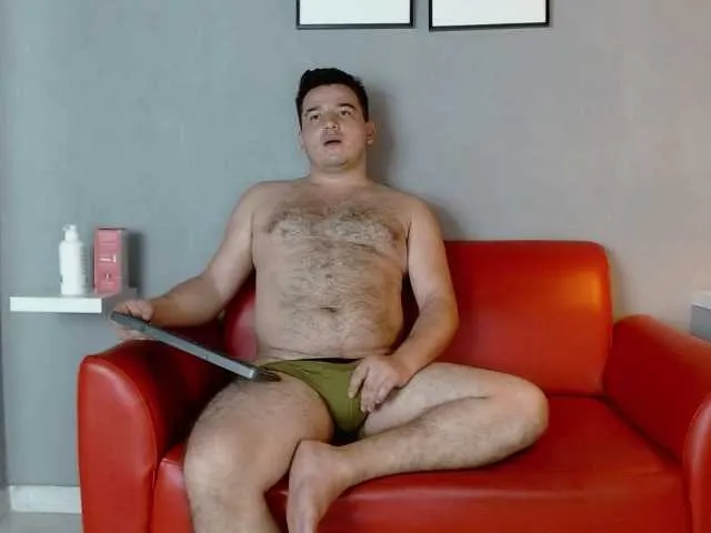 Live sex webcam photo for LeoSanto #277377049