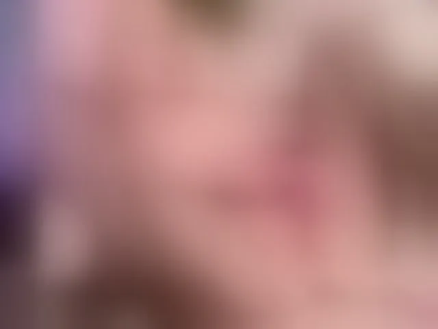 Live sex webcam photo for LeonaEviann #293362505
