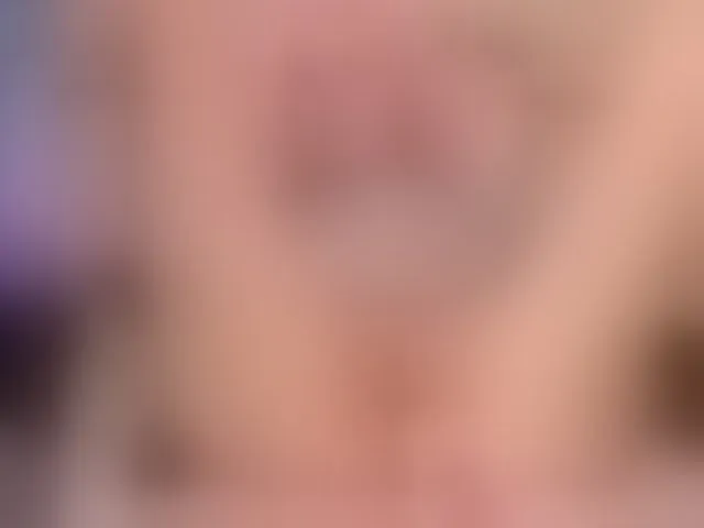Live sex webcam photo for LeonaEviann #293377406