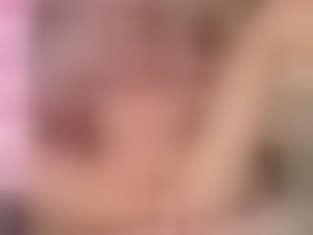 Live sex webcam photo for LeonaEviann #294095174