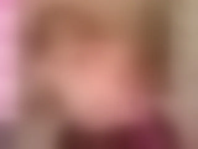 Live sex webcam photo for LeonaEviann #294160740