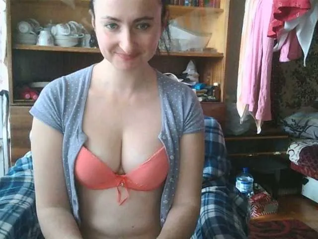 Live sex webcam photo for LeonaMagic #277347120