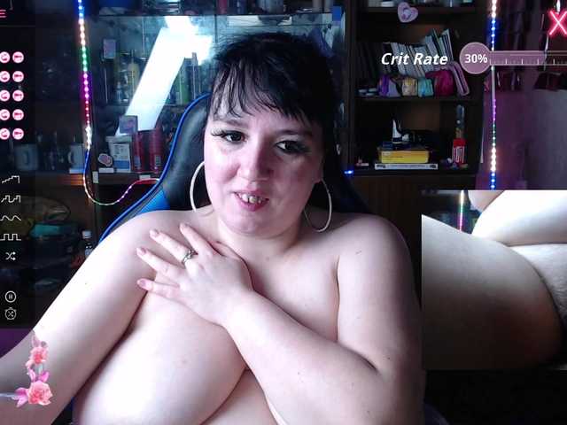 Live sex webcam photo for LeonaSona #292052683