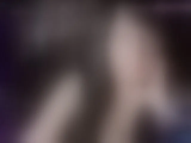Live sex webcam photo for LeonaSona #293566659