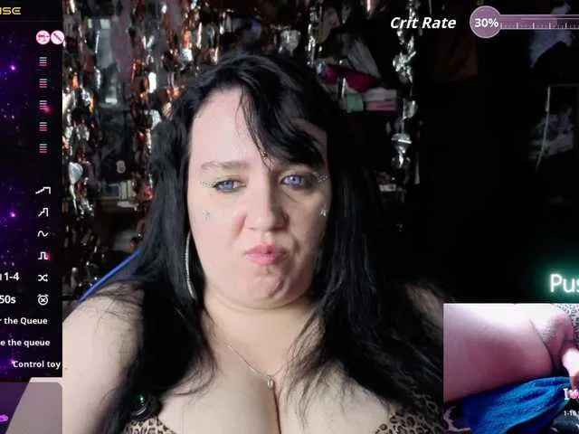 Live sex webcam photo for LeonaSona #293578799