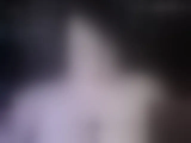 Live sex webcam photo for LeonaSona #294053236