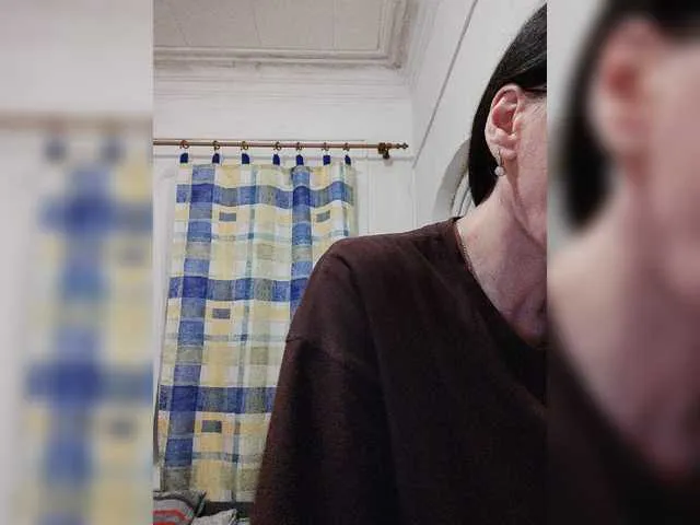 Live sex webcam photo for LeonaSplash #276930738