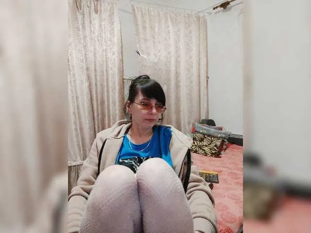 Live sex webcam photo for LeonaSplash #277030744