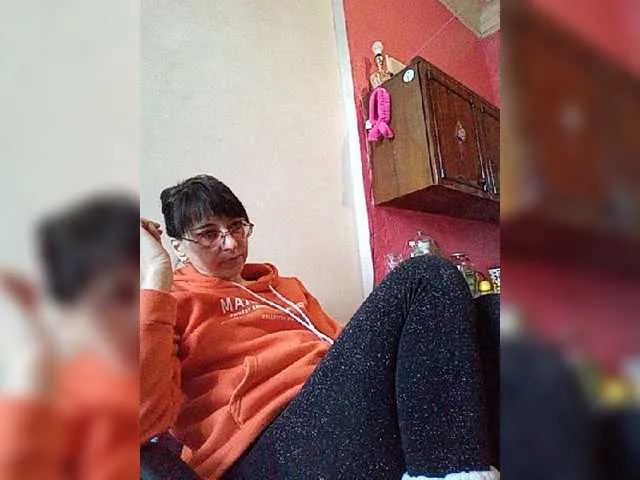 Live sex webcam photo for LeonaSplash #277124636