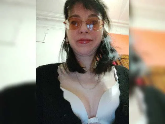 Live sex webcam photo for LeonaSplash #277154544