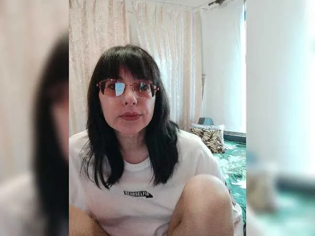 Live sex webcam photo for LeonaSplash #277311098