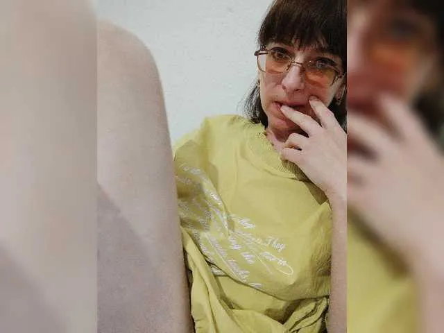 Live sex webcam photo for LeonaSplash #277999747