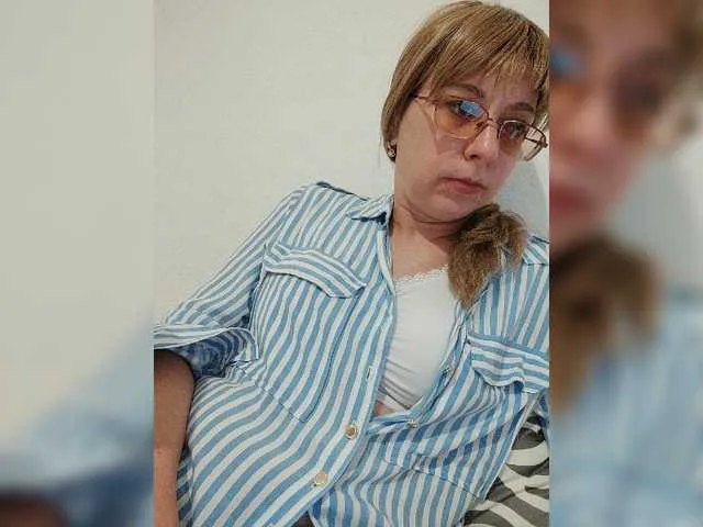 Live sex webcam photo for LeonaSplash #278124331