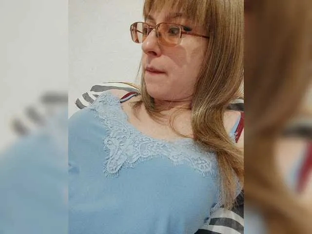 Live sex webcam photo for LeonaSplash #278171827