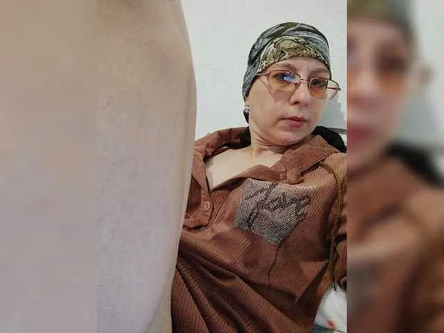 Live sex webcam photo for LeonaSplash #278176377