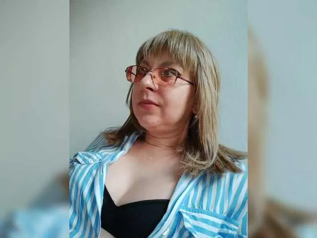 Live sex webcam photo for LeonaSplash #289443595