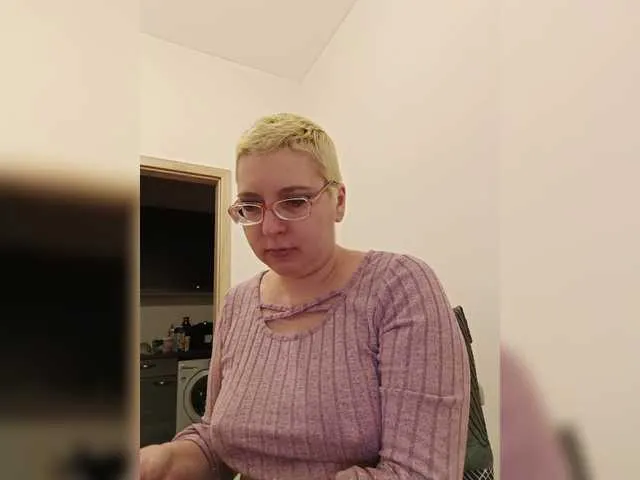 Live sex webcam photo for LeonaSplash #290349018