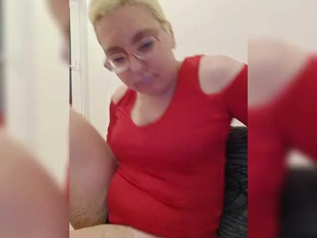 Live sex webcam photo for LeonaSplash #290355791