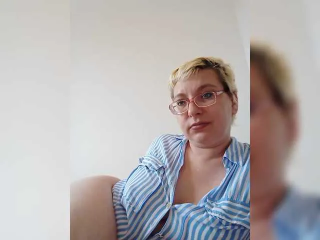 Live sex webcam photo for LeonaSplash #290915042