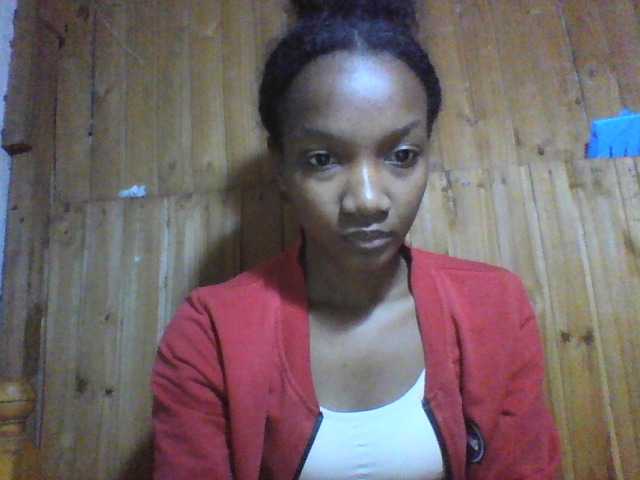 Live sex webcam photo for Leonette2 #278000732