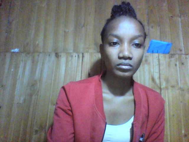 Live sex webcam photo for Leonette2 #278007237