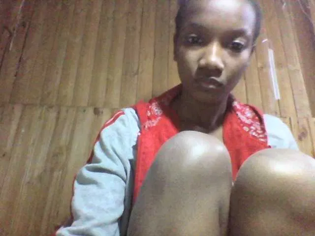 Live sex webcam photo for Leonette2 #278131249