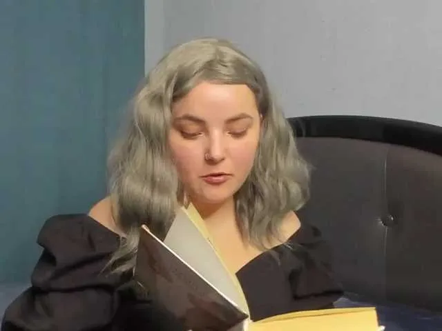 Live sex webcam photo for LeraOne #272768550