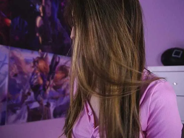 Live sex webcam photo for LesaisMore #292128481