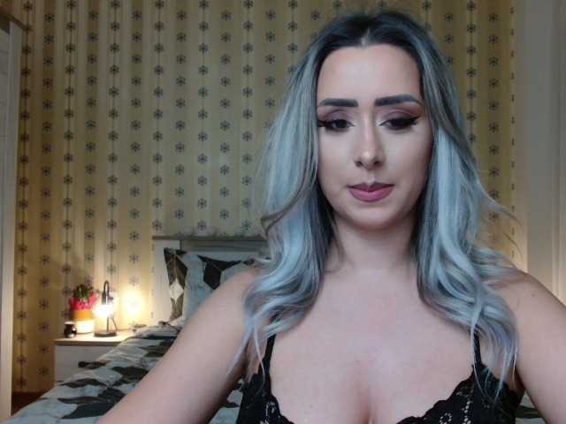 Live sex webcam photo for Leslie-Secret #277492550