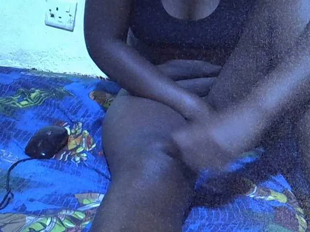 Live sex webcam photo for Leslie-villa #290959689