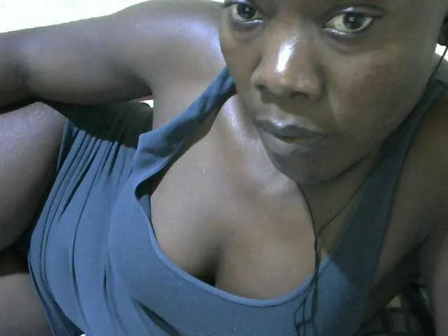 Live sex webcam photo for Leslie-villa #291366116