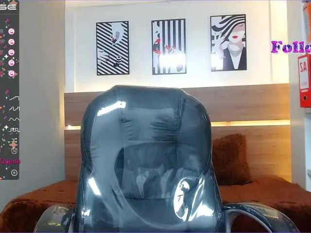 Live sex webcam photo for LeslieYour #274664151