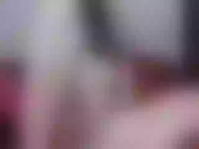 Live sex webcam photo for Lesliee22 #274562215