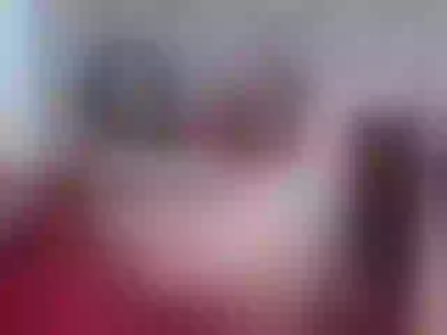 Live sex webcam photo for Lesliee22 #274573222
