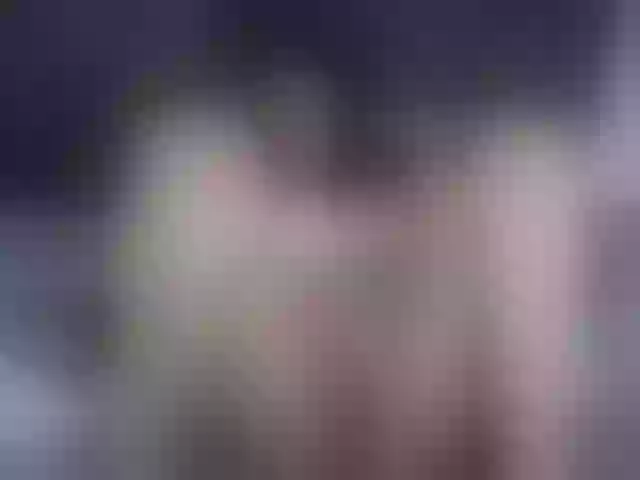 Live sex webcam photo for Lesliee22 #276128284