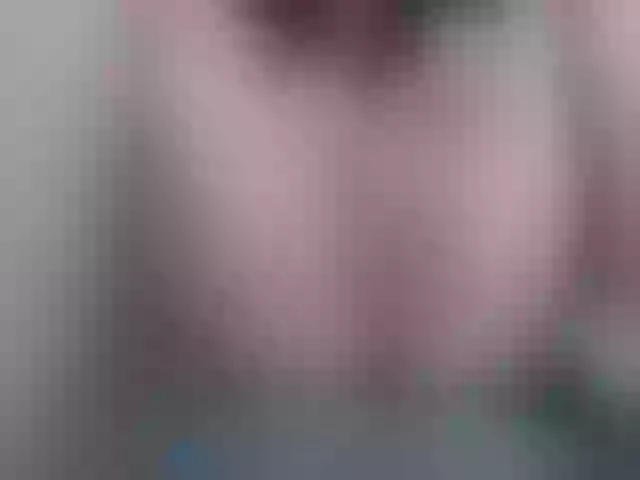 Live sex webcam photo for Lesliee22 #276190361