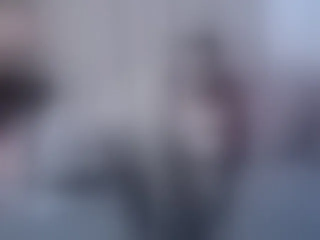 Live sex webcam photo for Lesliee22 #294029699