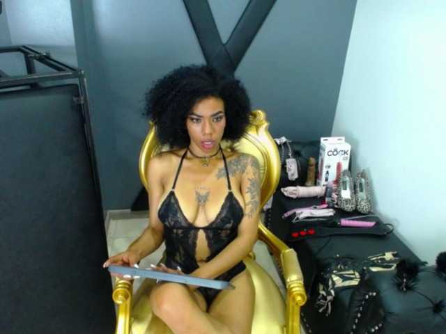 Live sex webcam photo for Lesly-Queen #276189981