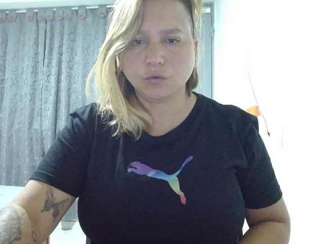 Live sex webcam photo for LestGoZarcley #276875545