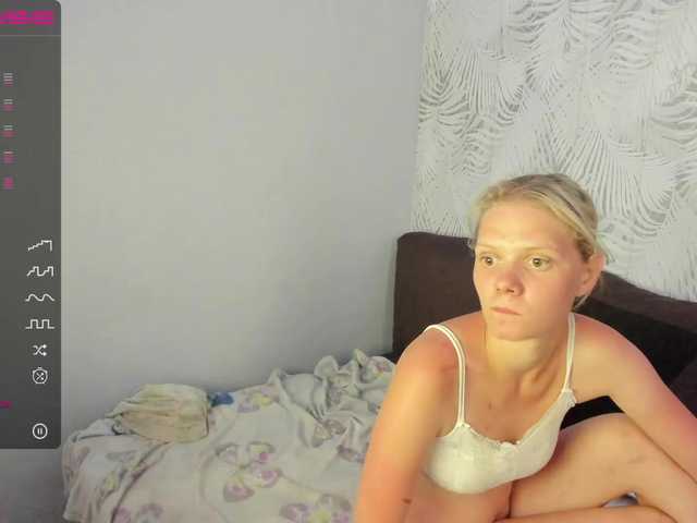 Live sex webcam photo for Lesya-Girl #275644097